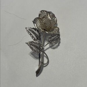Cassiespells Silver Rose Brooch